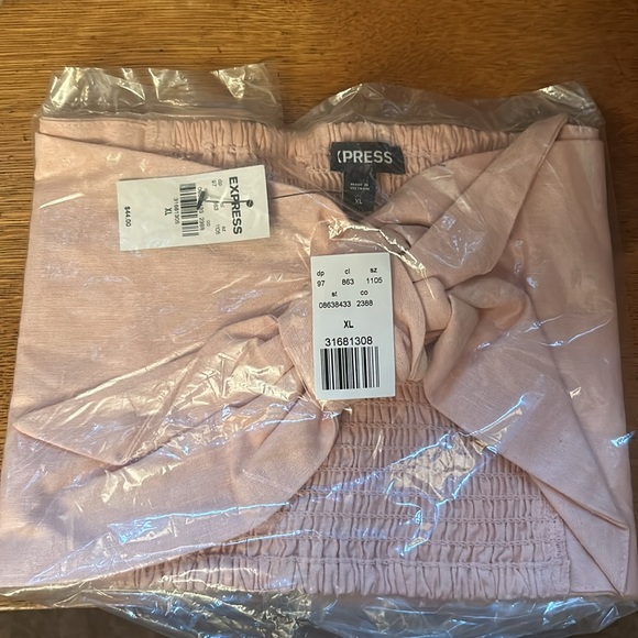 EXPRESS LINEN TIE BANDEAU TOP SZ XL. LIGHT PINK NWT RETAILS $44 - Picture 6 of 6